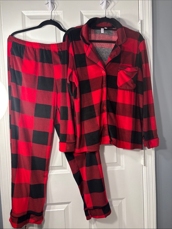Other - Joyspun Red & Black Buffalo Plaid Pajama Set Size L